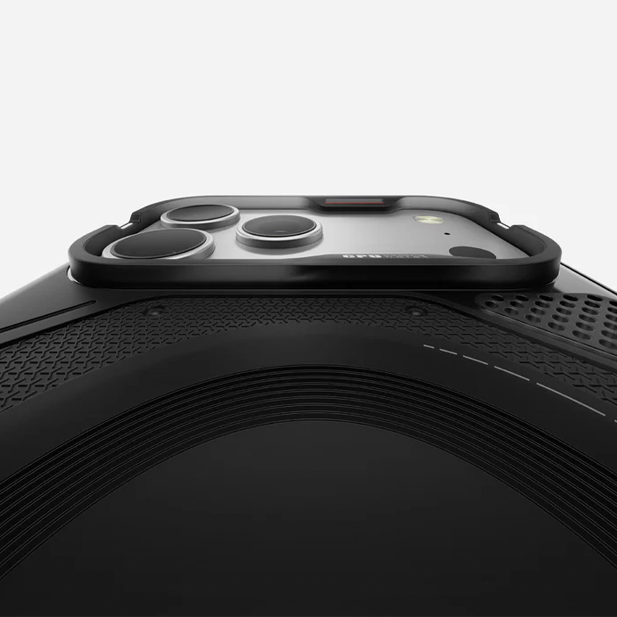 AULUMU A17 Rugged case for iPhone 17 Pro Max - product view 6