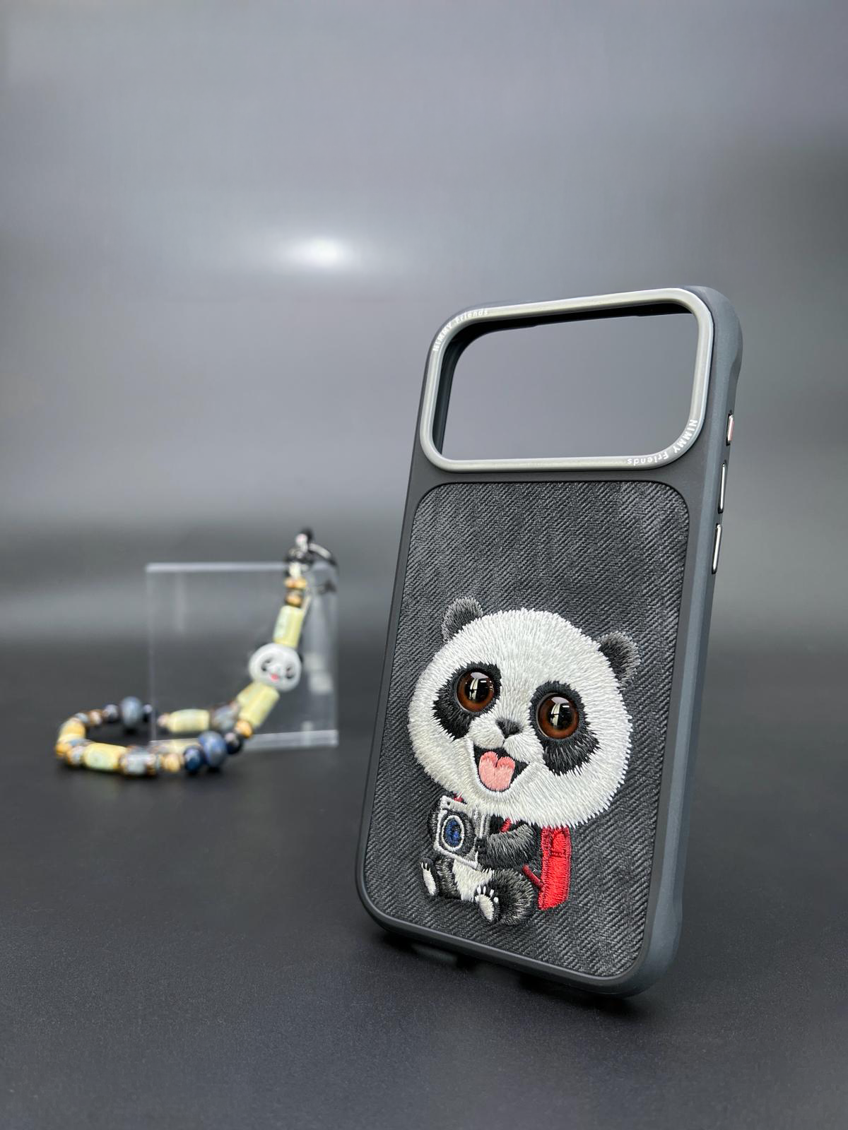 NIMMY 3D Göz Panda Detail Embroidered Kabartmalı New Big Eyes Case for iPhone 17 Pro / iPhone 18 Pro · 3